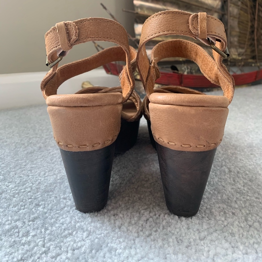 Naughty Monkey Calla Leather Platform Sandal - image 6